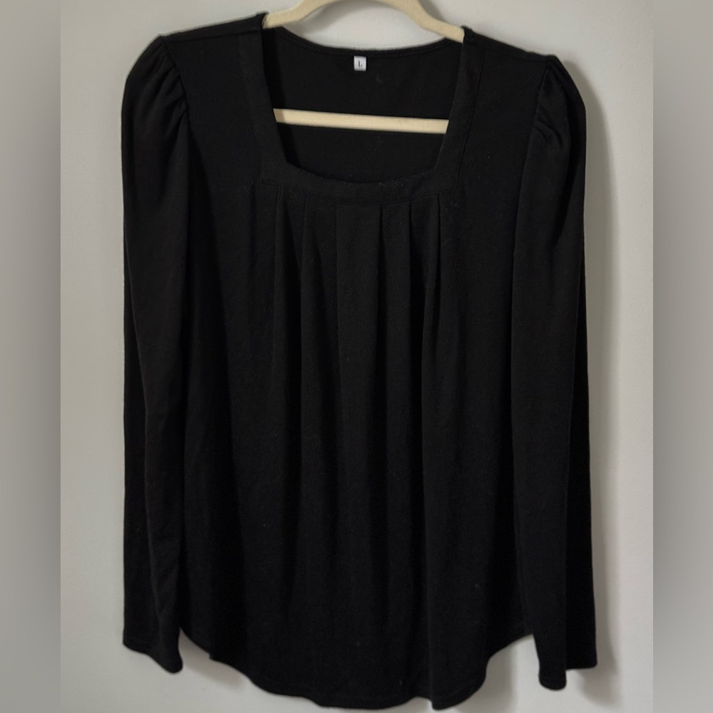 Elegant Black Long Sleeve Shirt - Picture 2 of 3